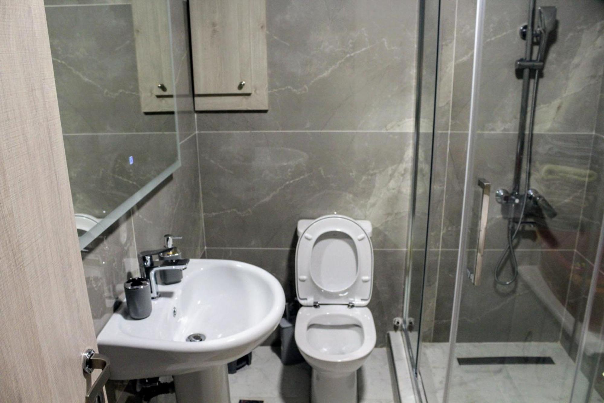 Konstantinos Apartment Néa Mudaniá Kültér fotó
